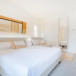 Felix - La Coluccia Hotel