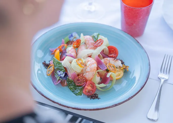 Felix - La Coluccia 酒店